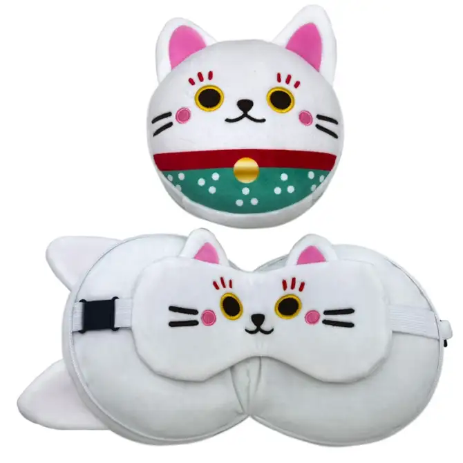 Maneki Neko Lucky Cat - reissupehmo: matkatyyny ja unimaski - Relaxeazzz Travel Buddy