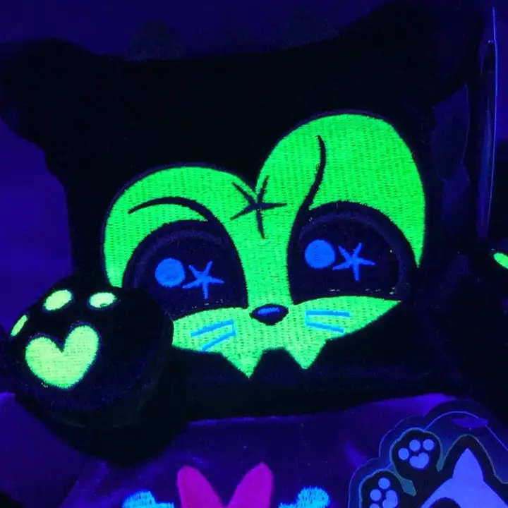 Hex - pimeässä loistava - Squaredy Cats